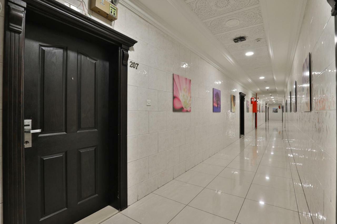 Al Harira Al Motamaiza Furnished Apartment Jiddah Esterno foto